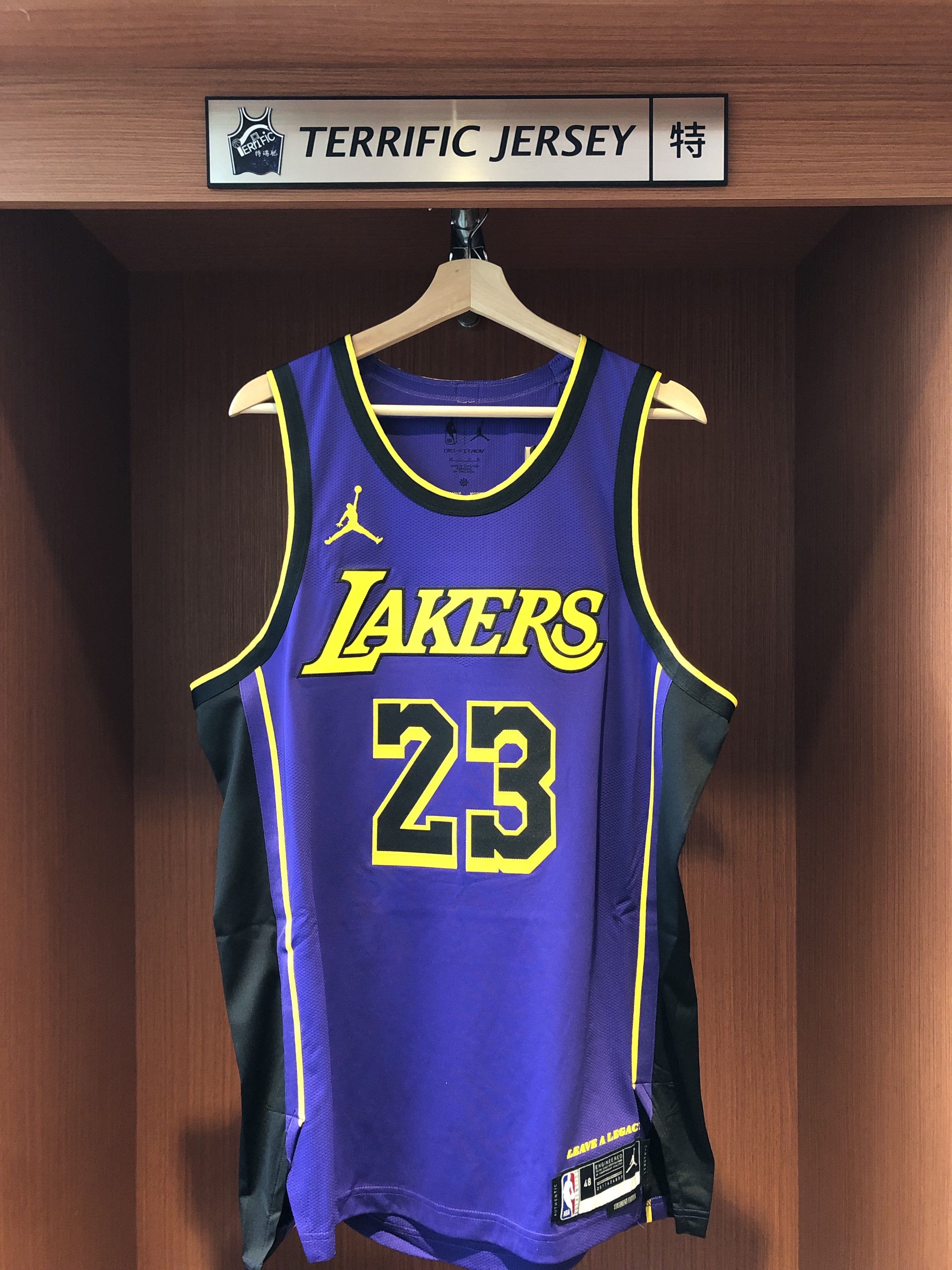 NBA球衣 Lebron James 洛杉磯湖人紫 Statement Jordan Authentic 球員版 電繡 全新