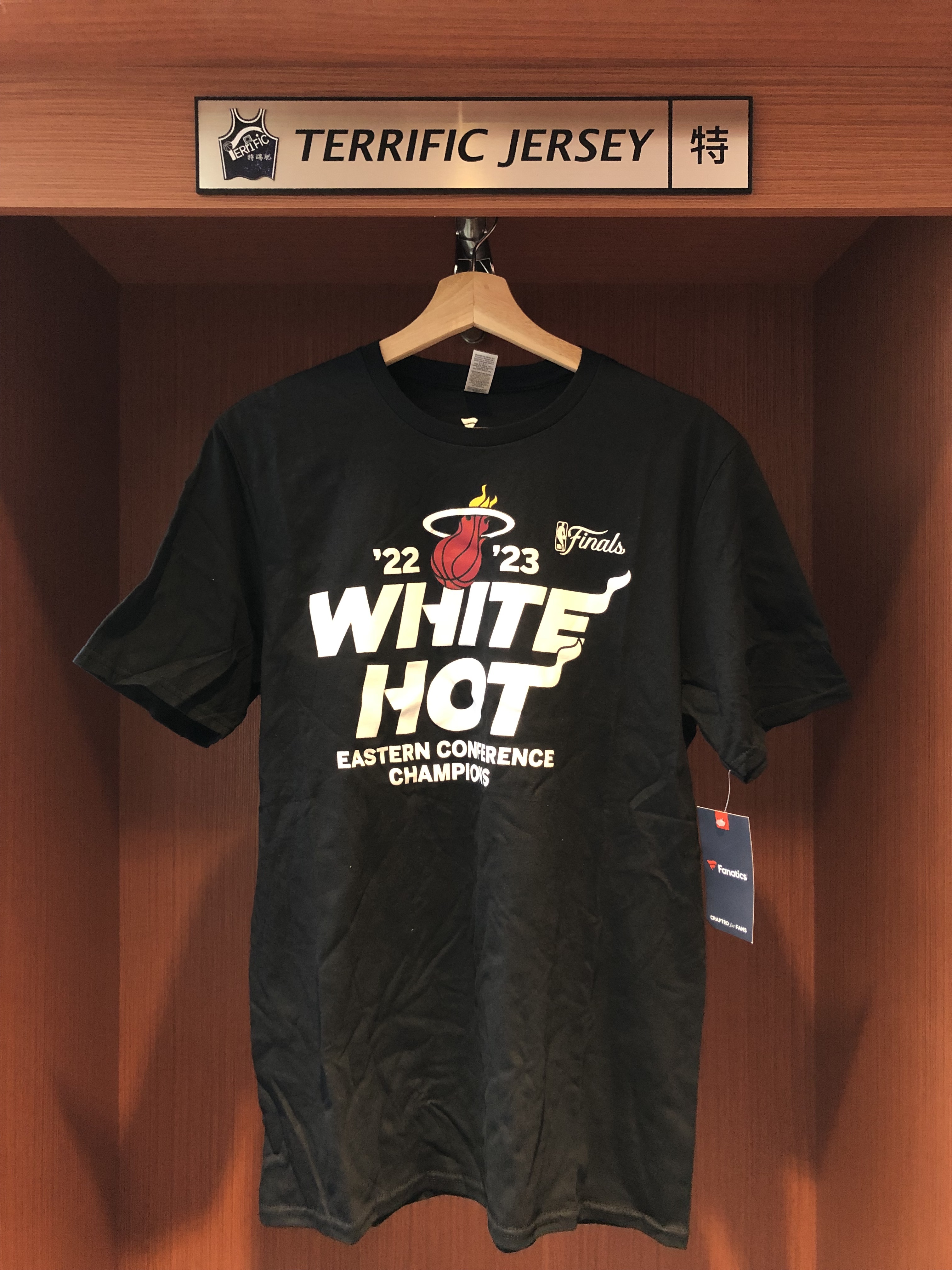 NBA短袖上衣 Miami Heat 邁阿密熱火東冠紀念黑 老八傳奇 經典口號 Nike Tee 棉質短袖 全新