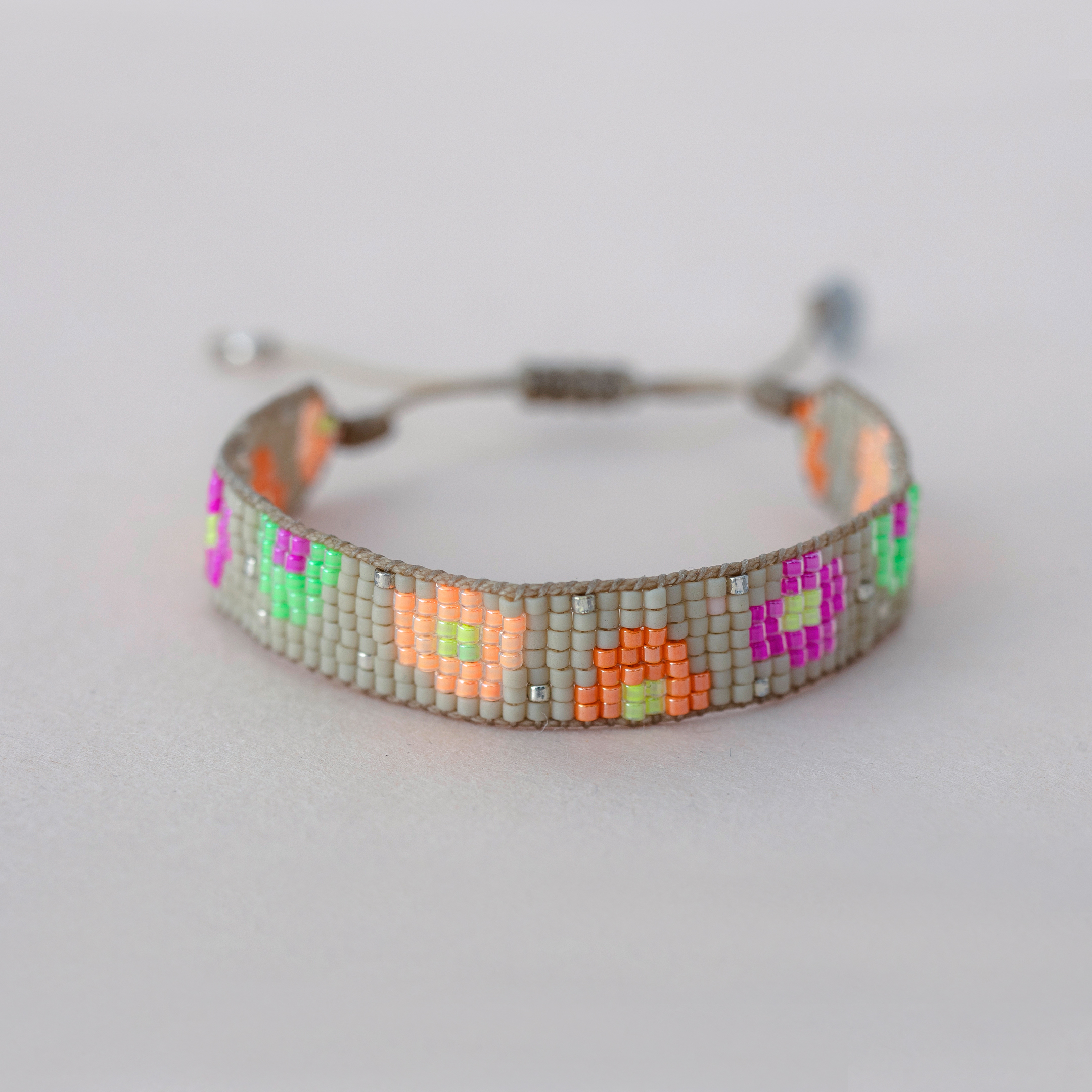 LeJu London 珊迪珍選珠珠手環-花