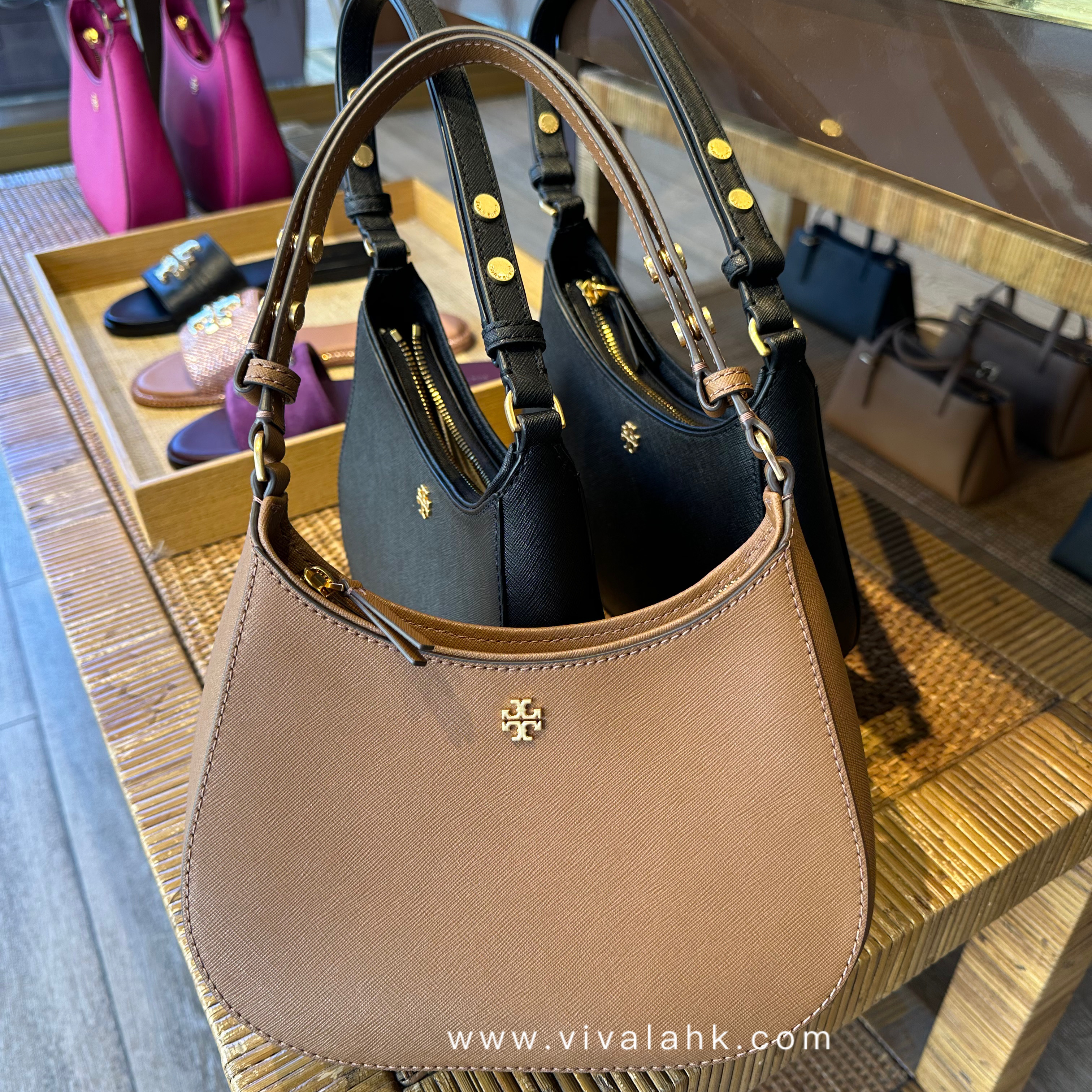 Tory Burch - Emerson Shoulder Bag (150258)