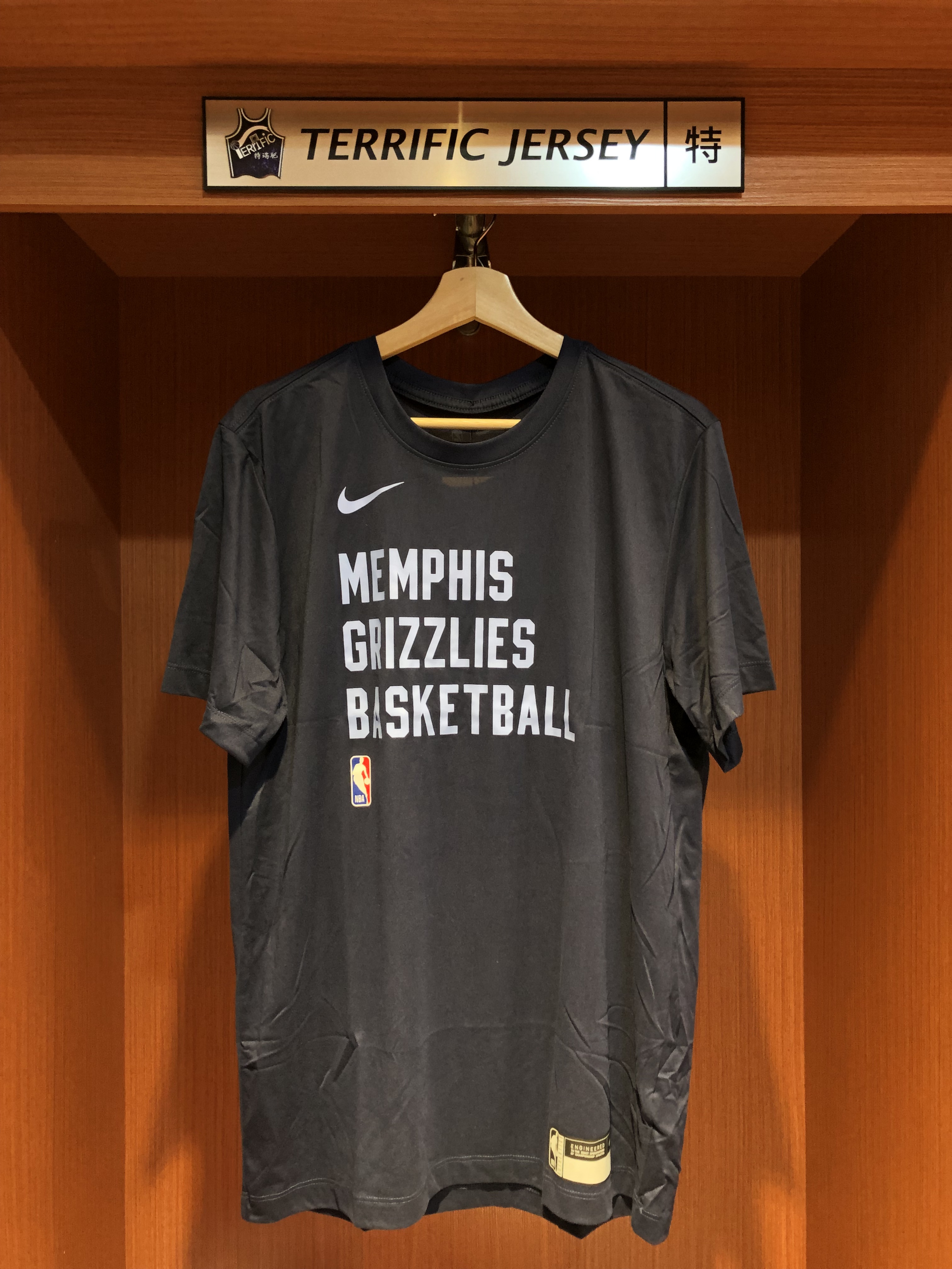 NBA短袖上衣 Memphis Grizzlies 曼菲斯灰熊深藍 23-24熱身衣 球員實穿同款 Nike Performance Tee 排汗短袖 全新