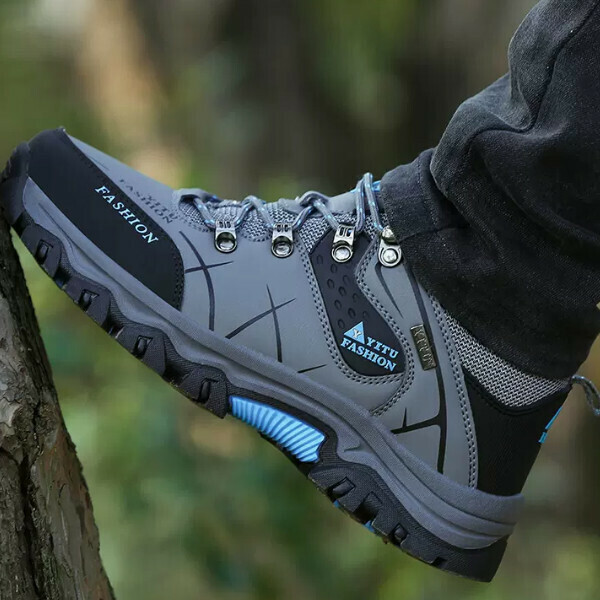Sports and casual shoes