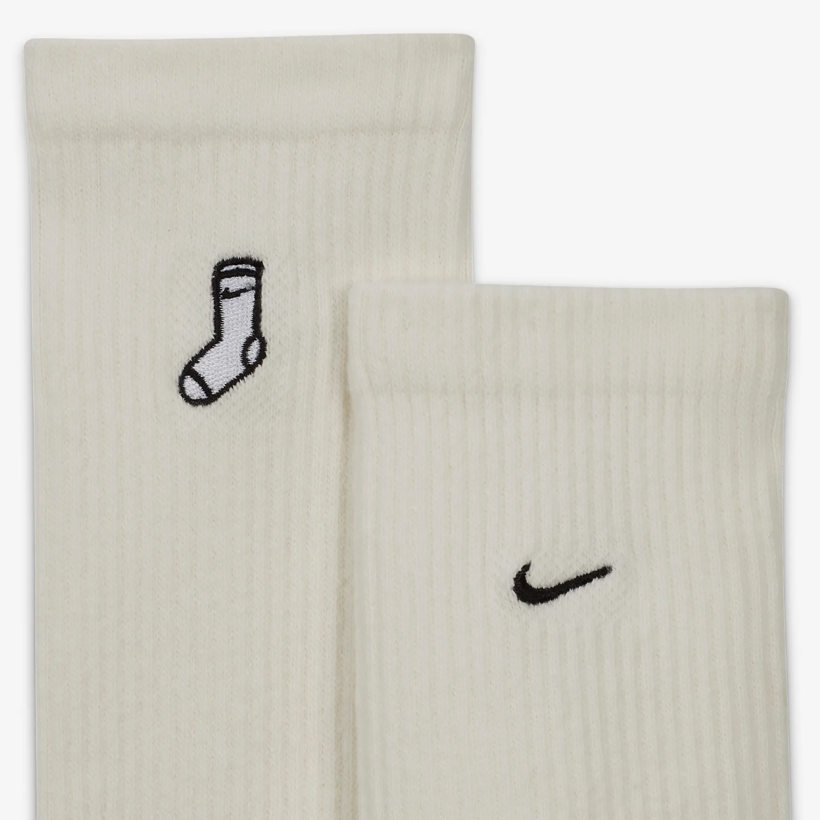 Nike Everyday Plus 小襪子刺繡圖標 中筒襪 (FB5709-900) 細節品牌官方照