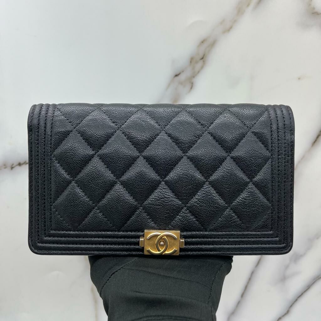 Chanel wallet