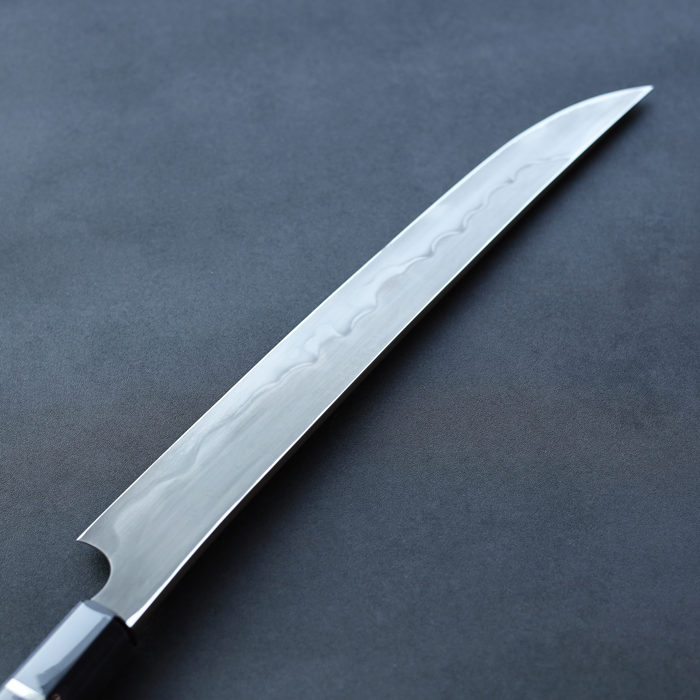 二唐刃物　本焼　白一鋼　柳　300 相柳 白鋼 300mm 油本焼 平鏡面 波浮かし 八角黒檀柄 白木健一作