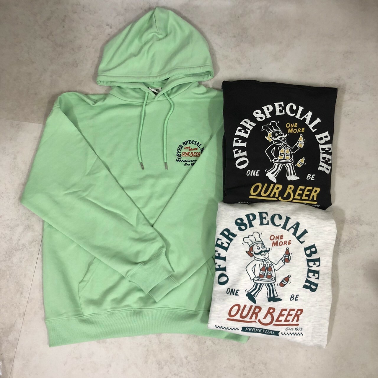 Power To The People 美式廚師連帽TEE 3701044-103