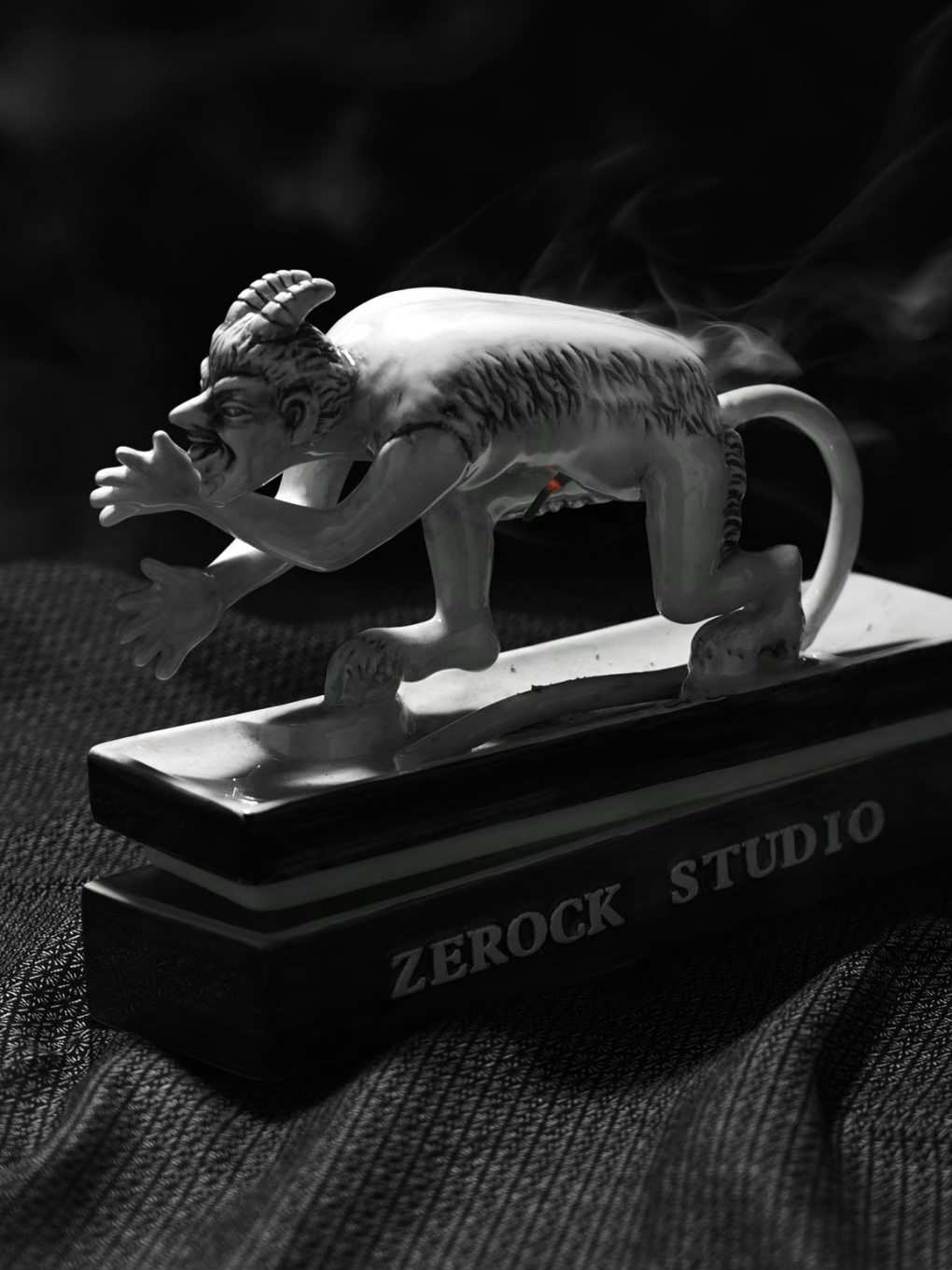 ZEROCK x EAGLEMADE Devil's whisper INCENSE CHAMBER 線香座