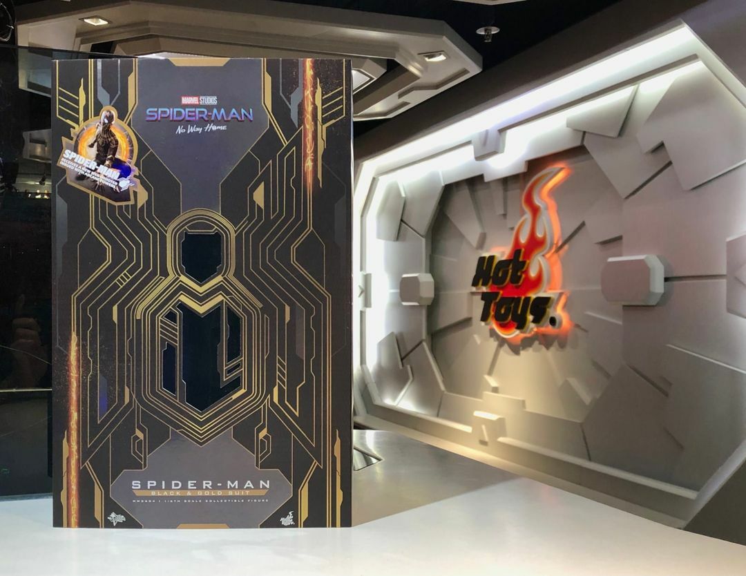 Hot Toys - MMS604 <<Spider-Man: No Way Home>> 1:6 Spider-Man (Black & Gold Suit) Collectible Figure