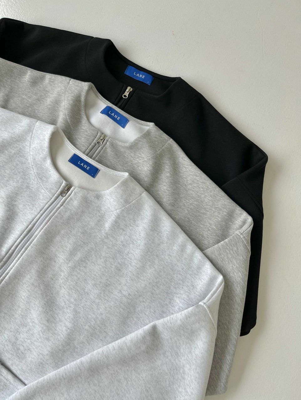 淨色圓領拉鍊外套 LANE-003JK