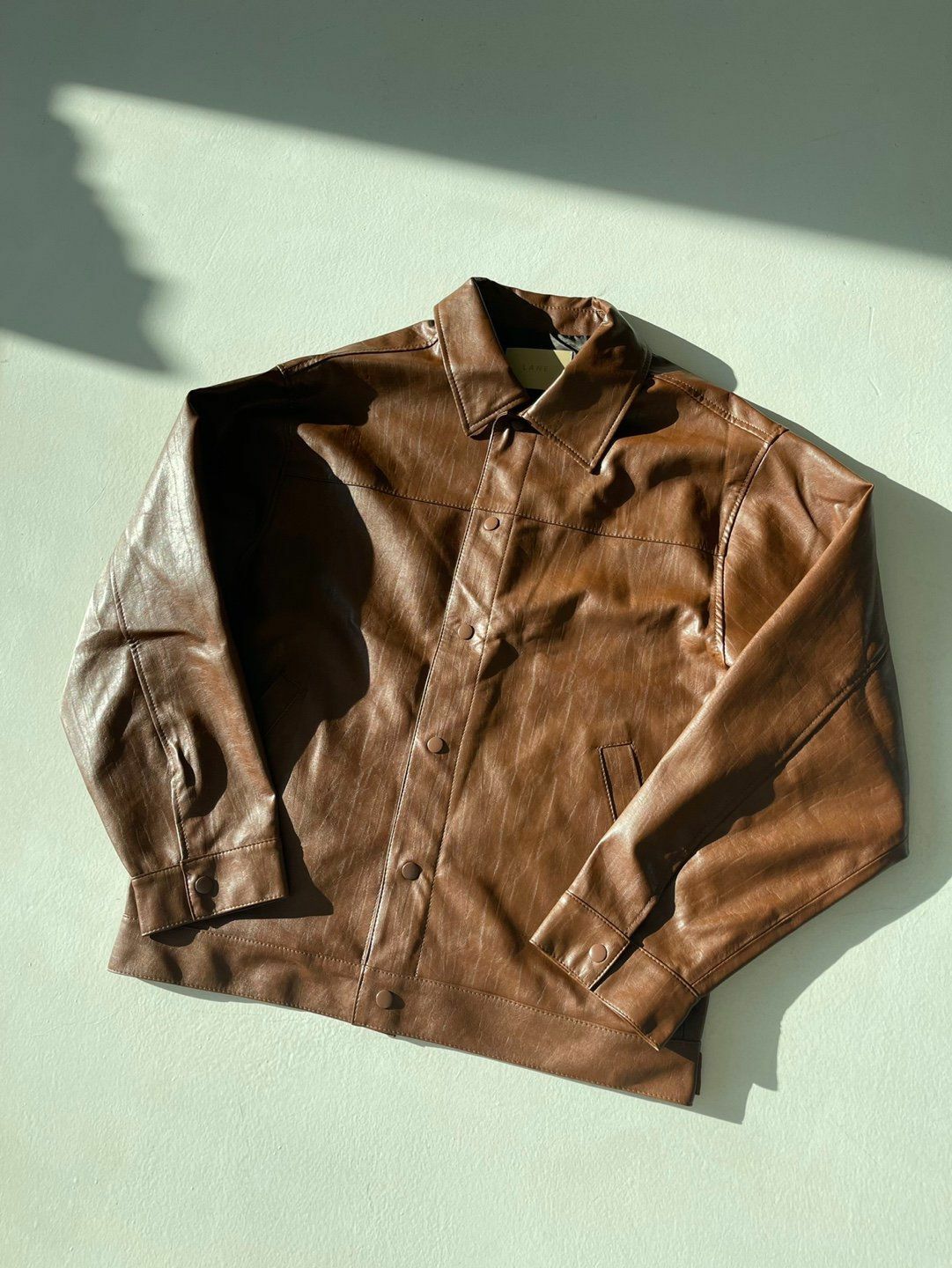 反領開胸合成皮褸 LANE-017JK