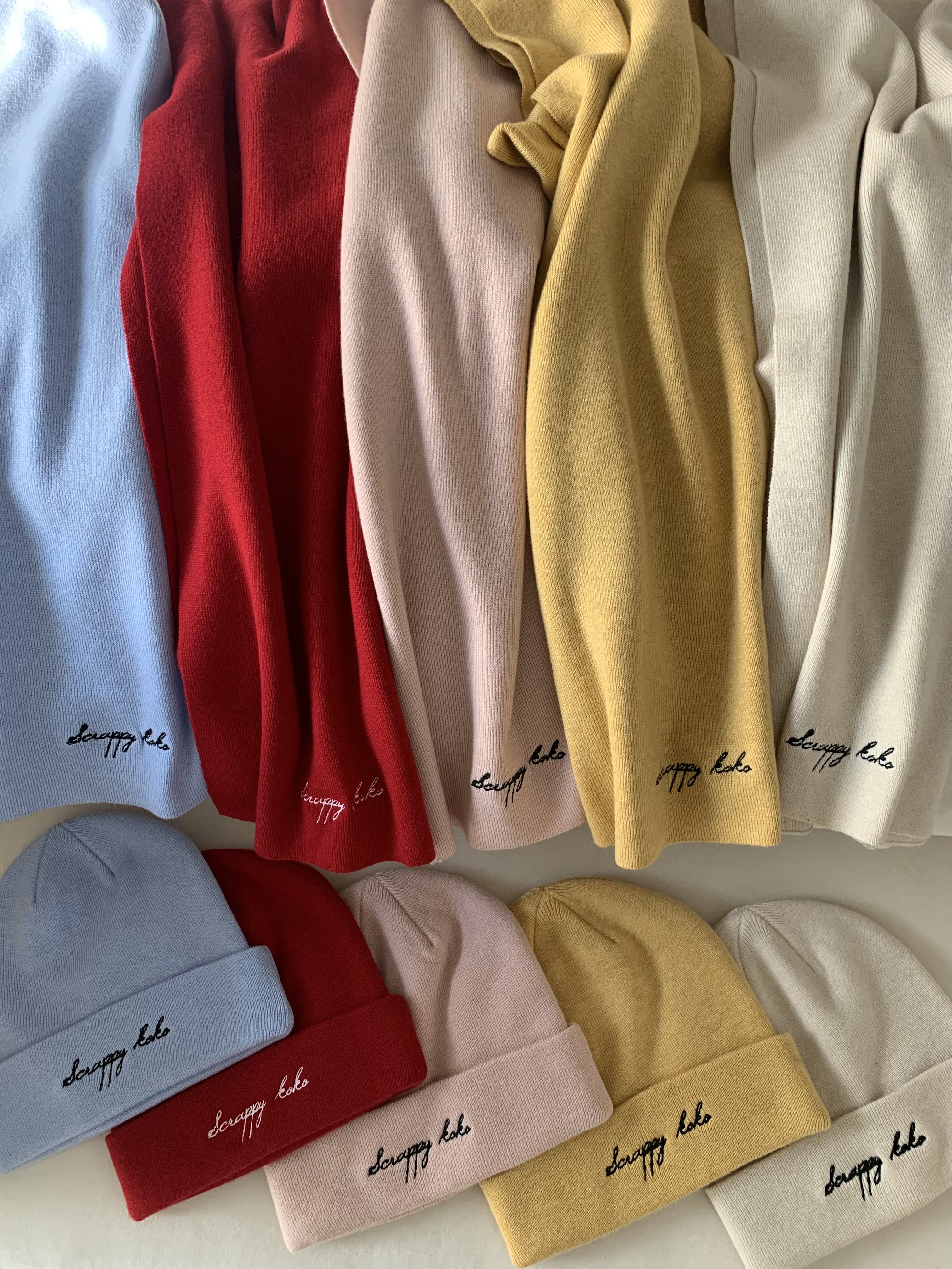 Scrappy 品牌兔絨質感毛帽+圍巾套組