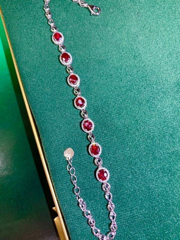 18k 金天然無燒鴿血紅紅寶石手鏈