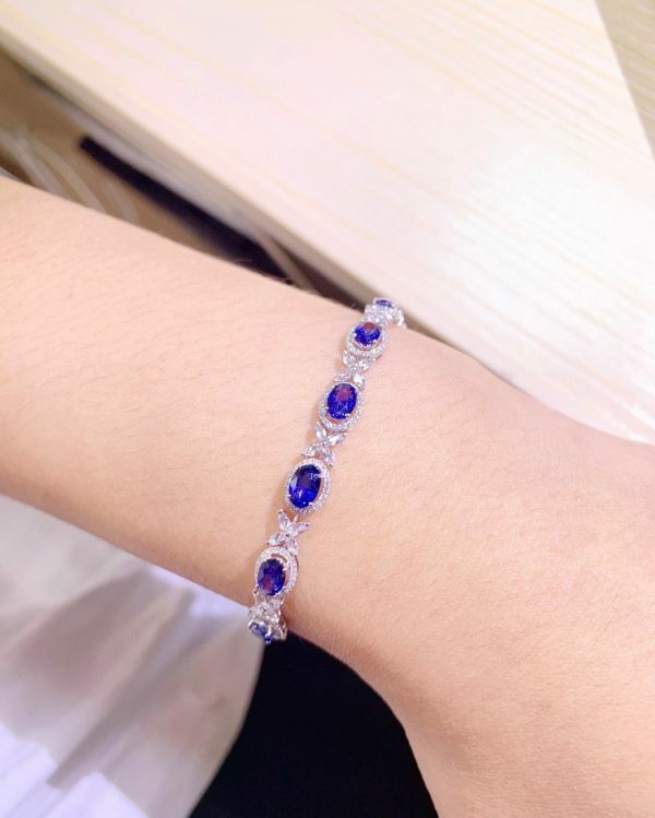 18k vivid blue藍寶石手鏈