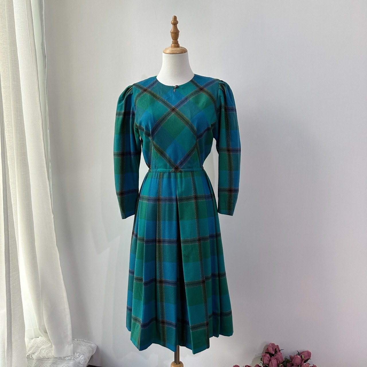 冷色系藍綠大格紋長袖連身裙