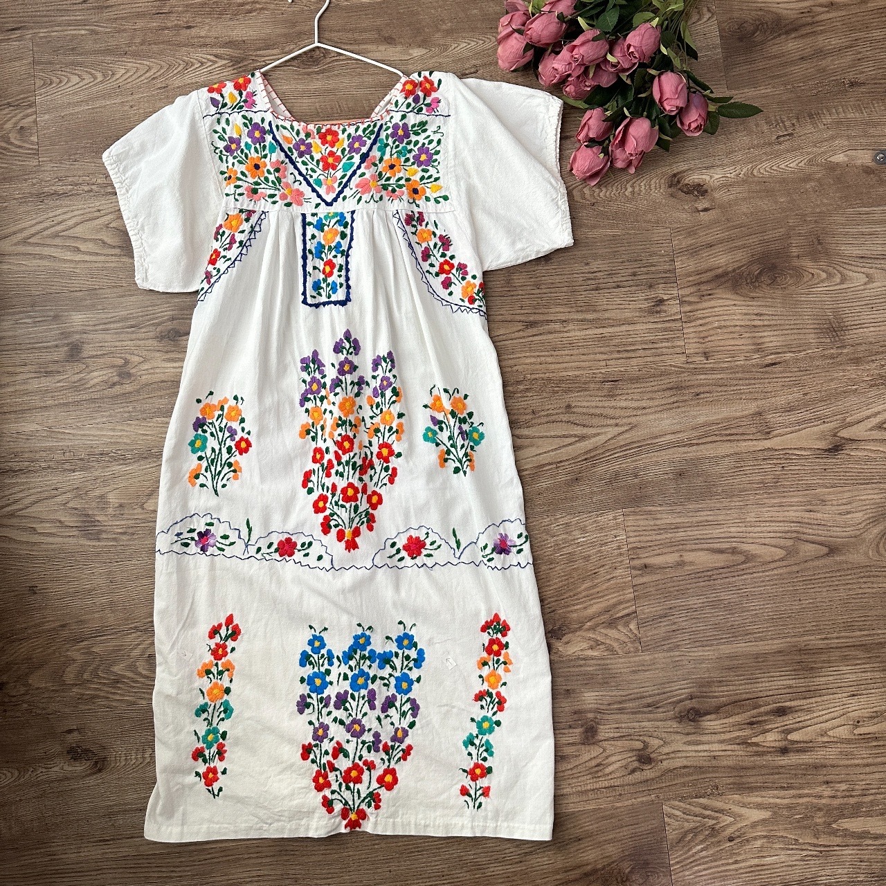 白色彩花刺繡墨西哥連身裙