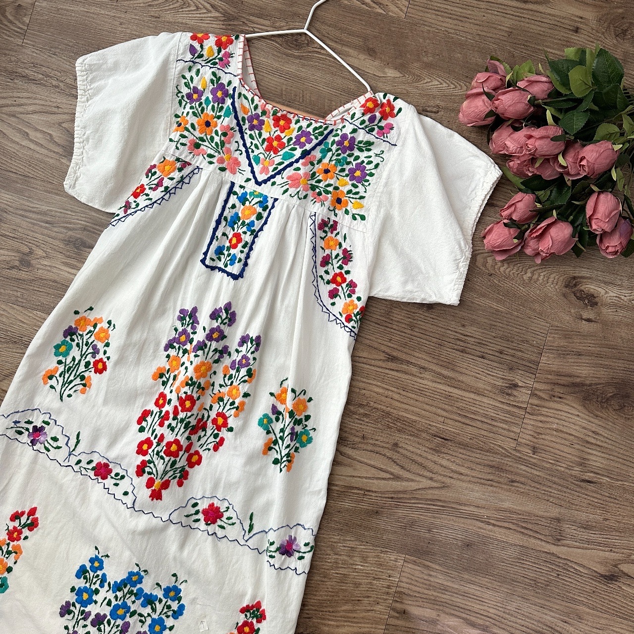 白色彩花刺繡墨西哥連身裙