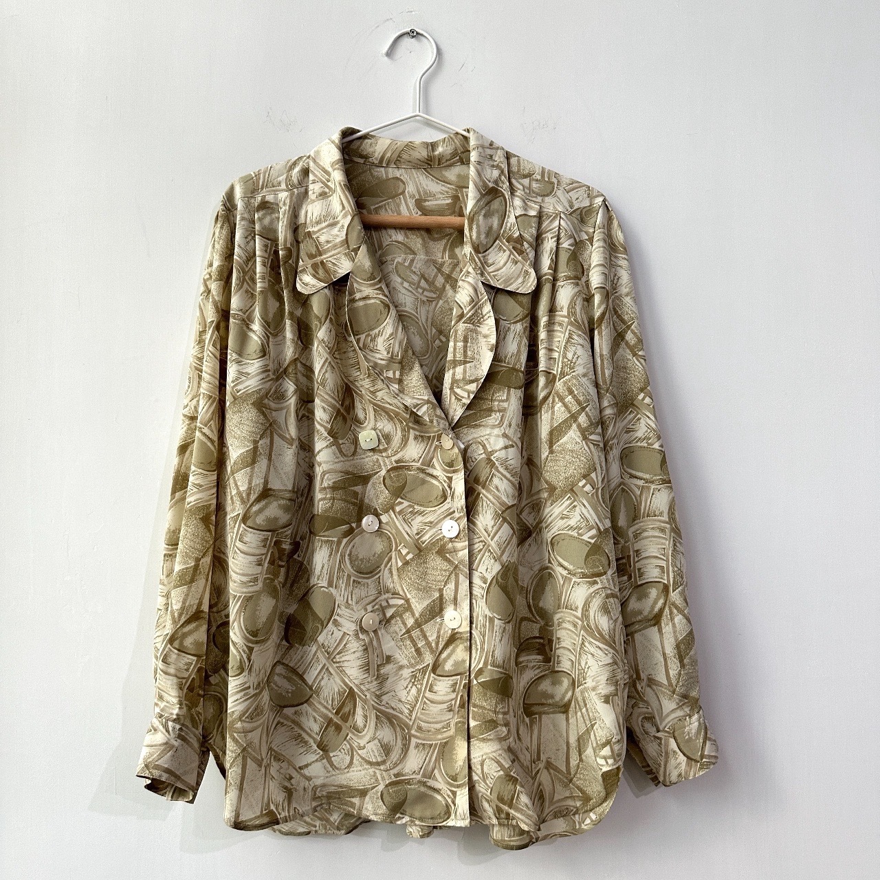 淡杏色移動空間雙排扣上衣