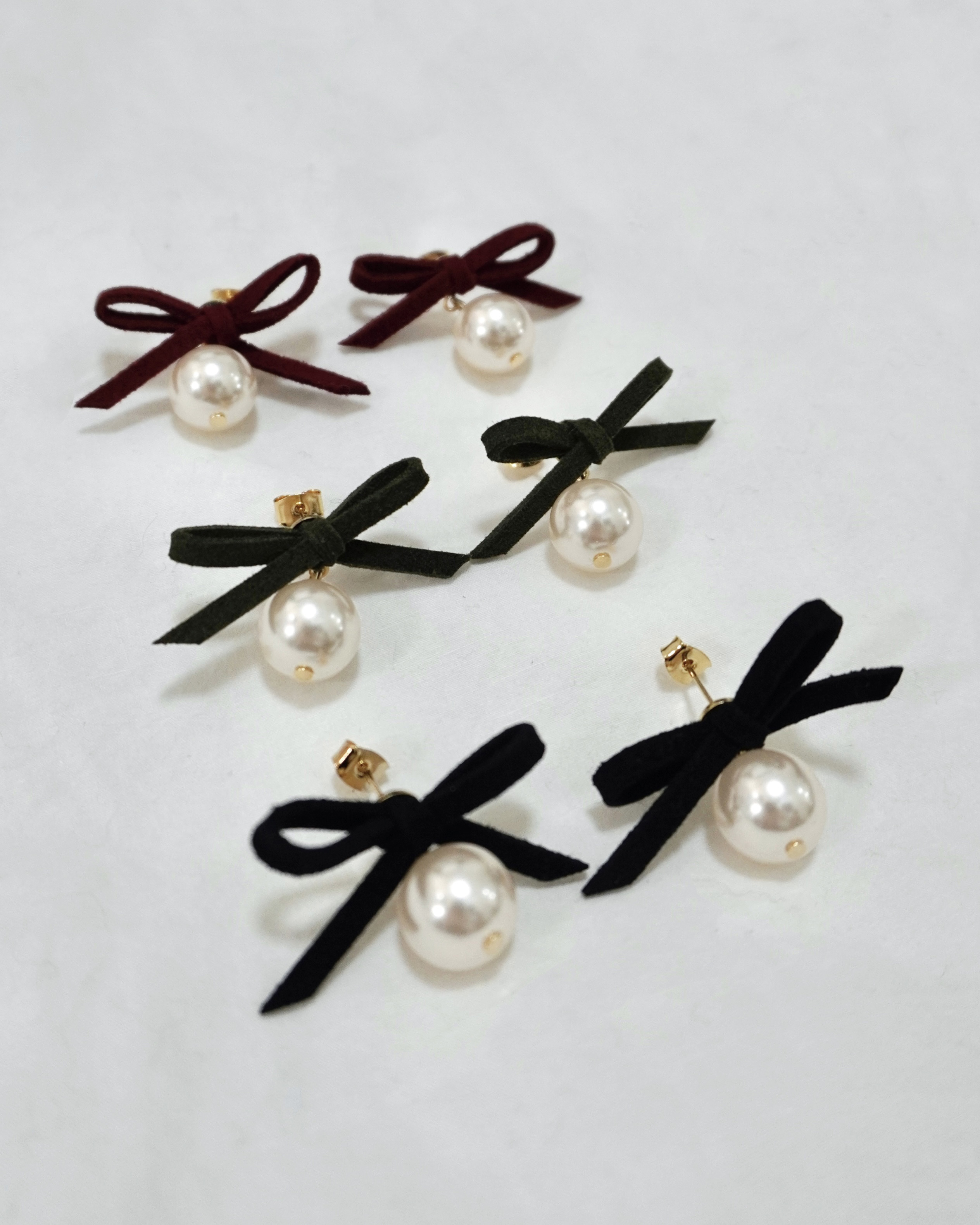 質感蝴蝶結吊珍珠小球耳環