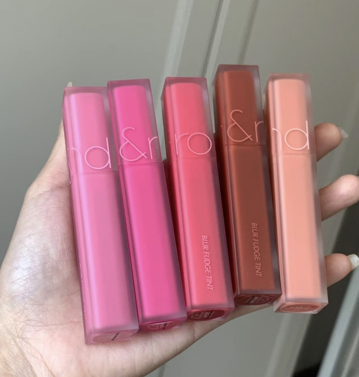 📦現貨+預購 Romand-絕對自我霧面唇釉 共16色