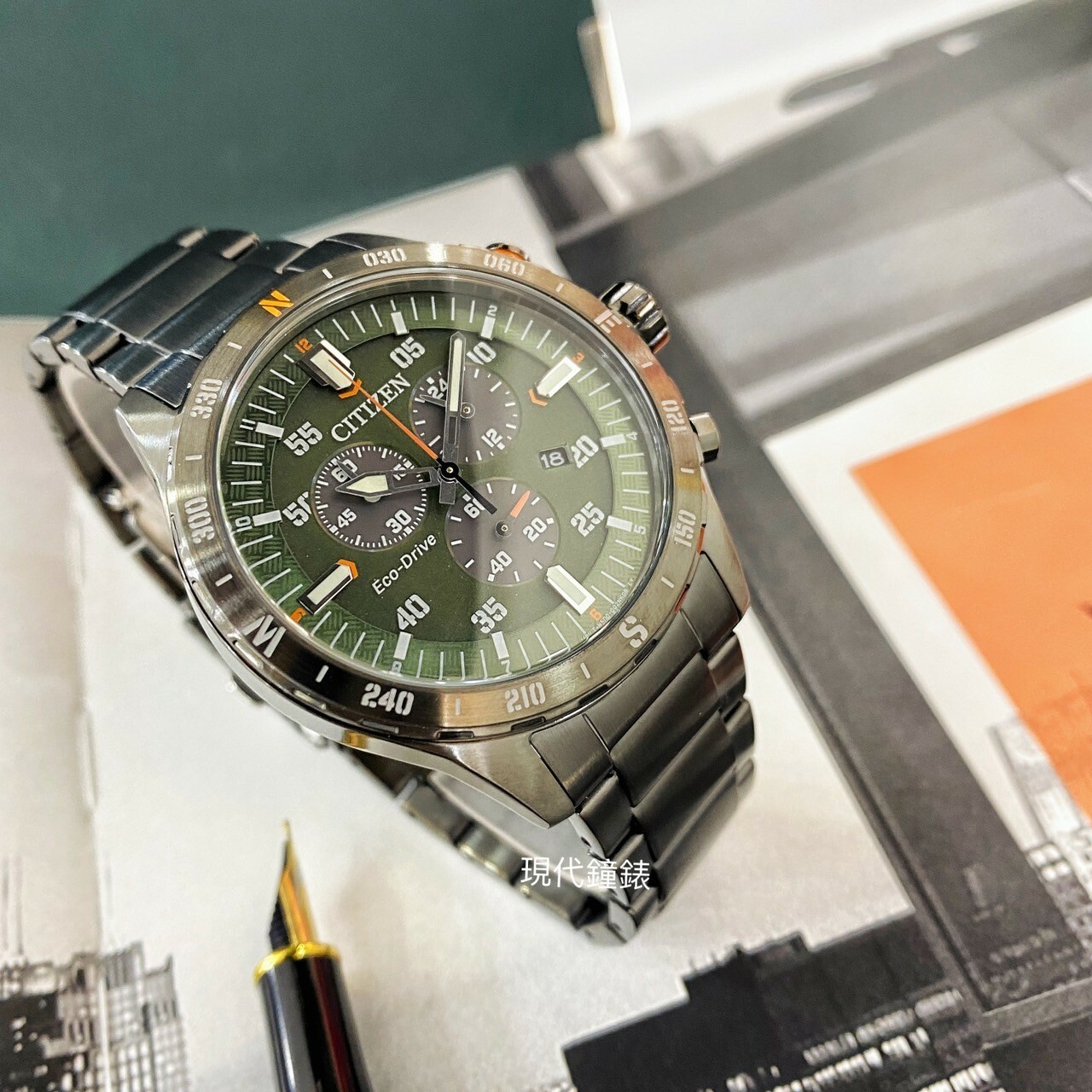 【CITIZEN 星辰】CHRONOGRAPH 聖誕節推薦款光動能計時手錶 AT2527-80X 43.5mm 現代鐘錶