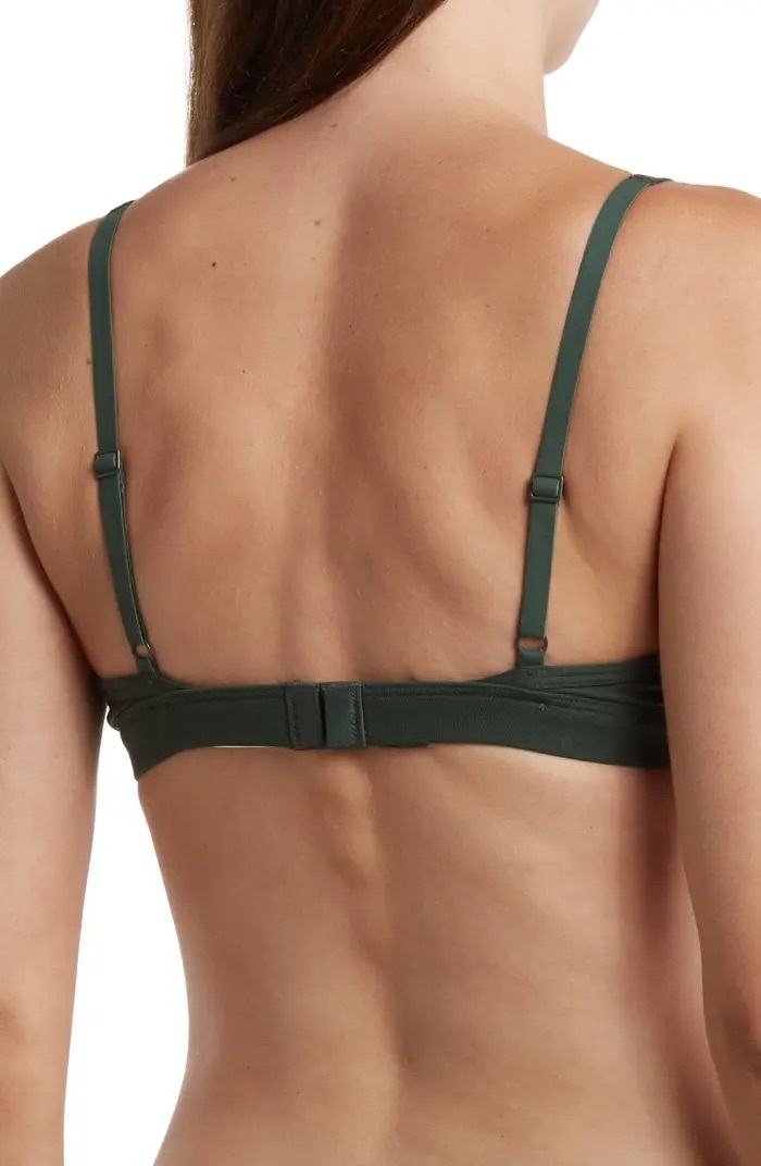 CK三角細肩帶襯墊後扣內衣