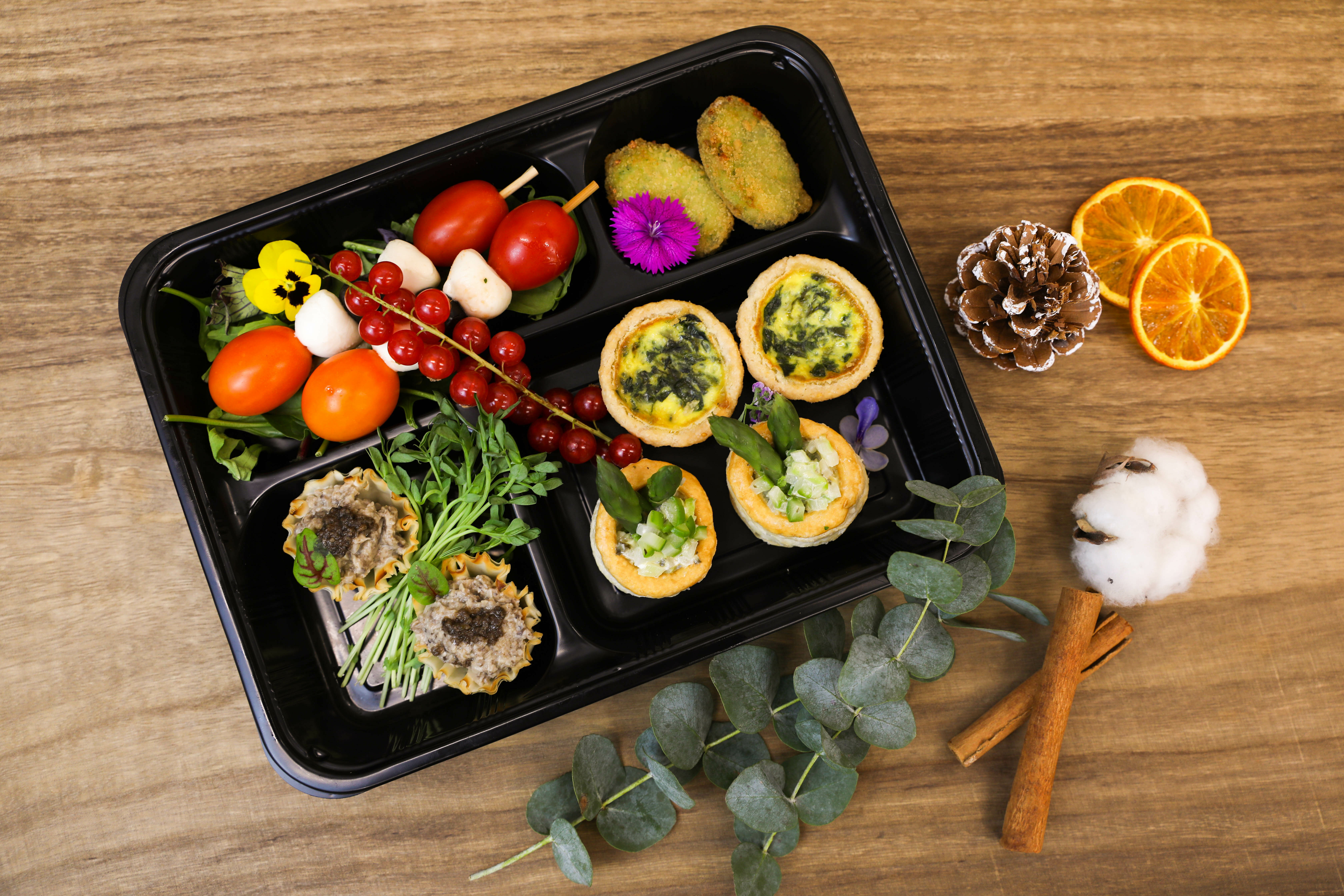 聖誕小食便當 B (V)(每款最少訂5盒)