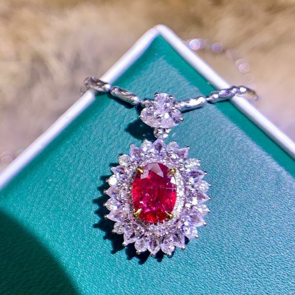 18k 金無燒紅寶石吊墜(不含鏈)