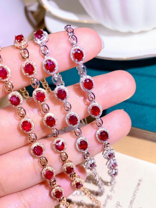 18k 無燒天然鴿血紅紅寶石手鍊
