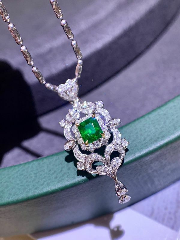 18k vivid green 祖母綠吊墜(不含鏈)