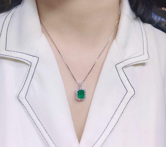 18k vivid green 大佩鑽 祖母綠戒/墜兩用款