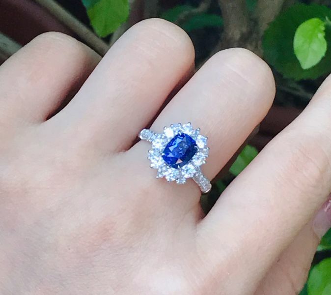 2.02ct 18K無燒皇家藍戒指