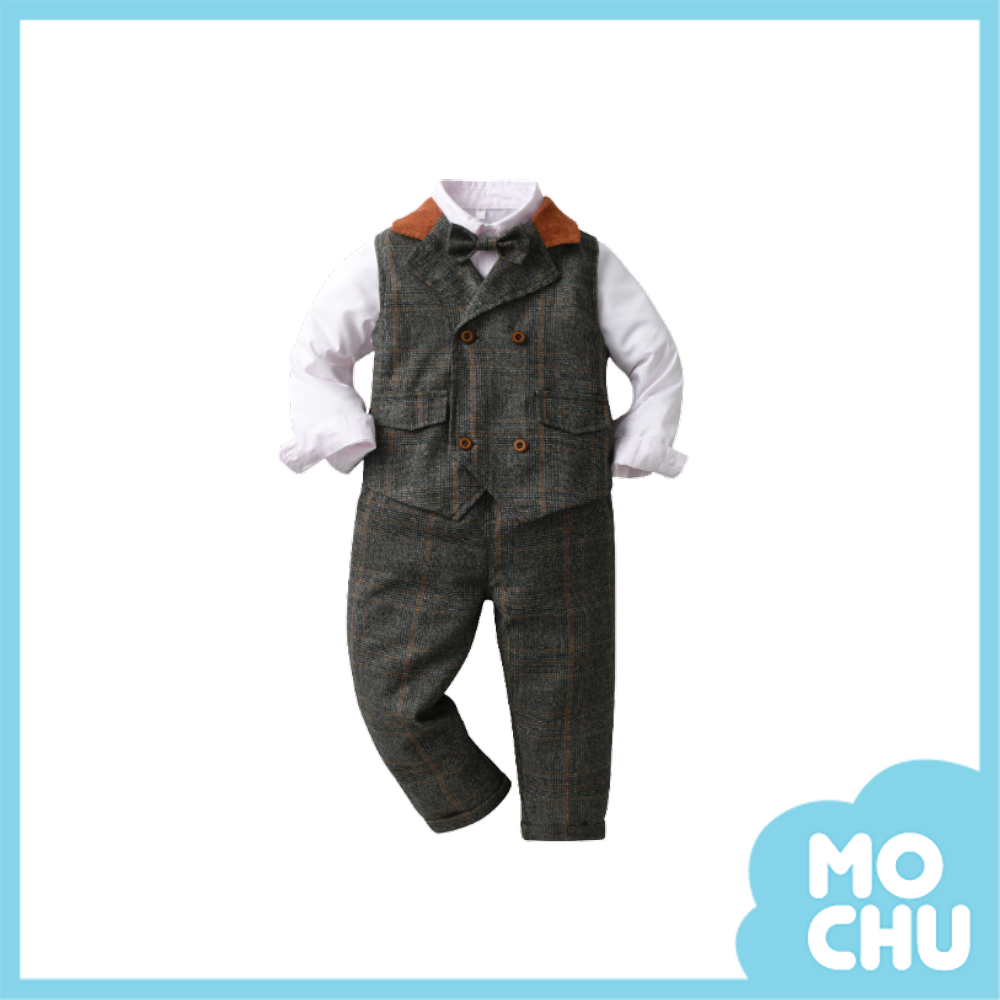 迷人成熟男童四件式套裝