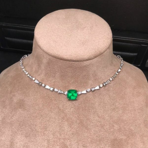 5.35ct 18k祖母綠糖塔頸鏈