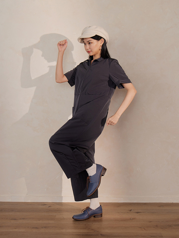 獨遊小領折線連身褲-星塵