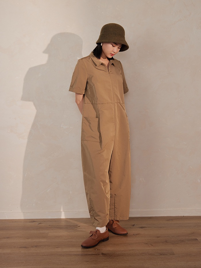 獨遊小領折線連身褲-堅果