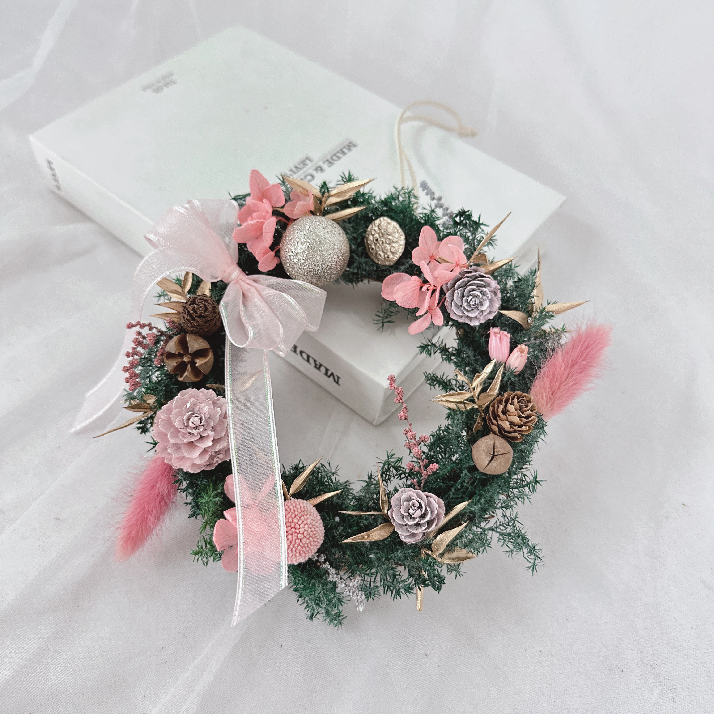 永生聖誕花圈|粉色小精靈聖誕花圈