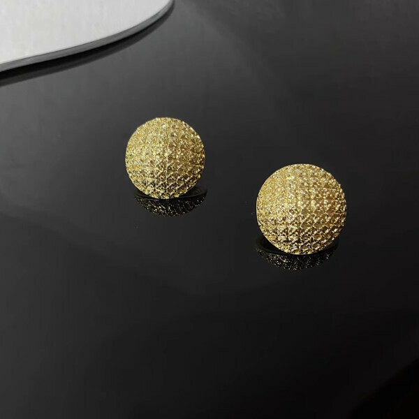 Weaving metal round ball earrings