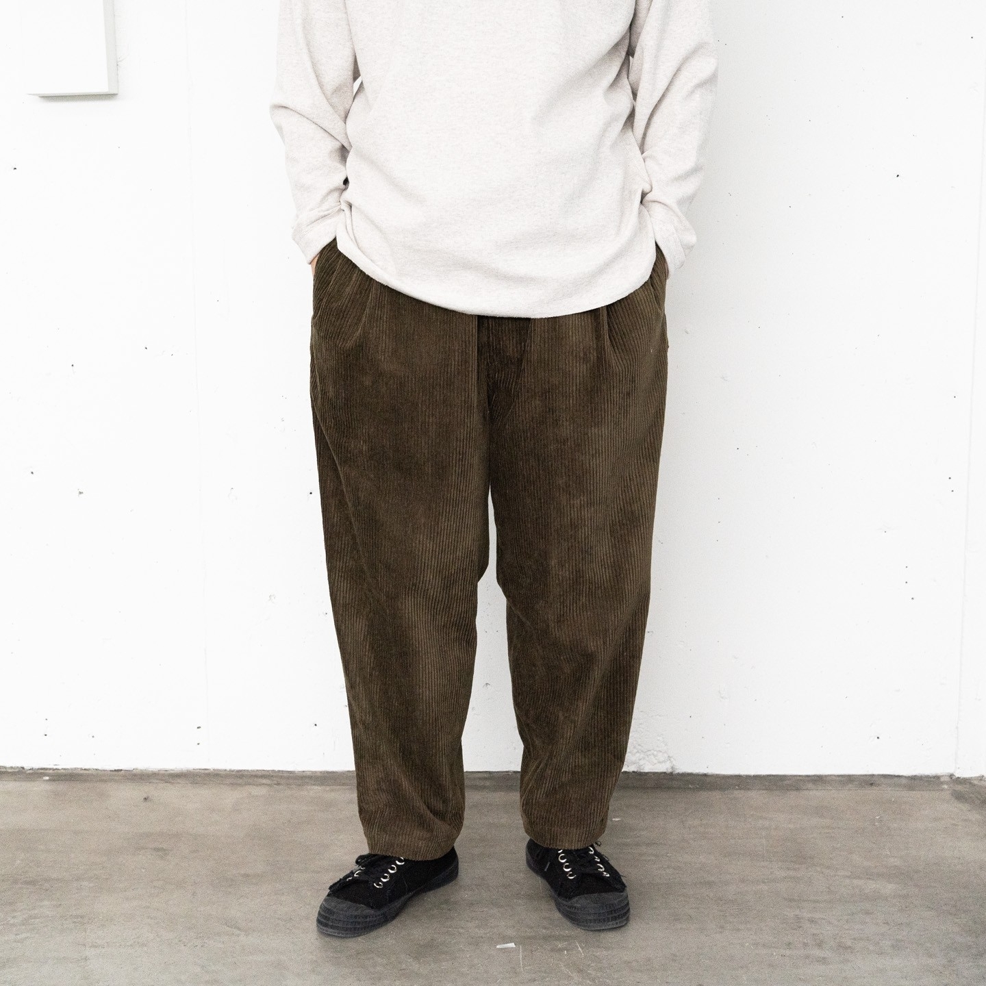 STILL BY HAND - Corduroy Easy Pants / 2COLORS