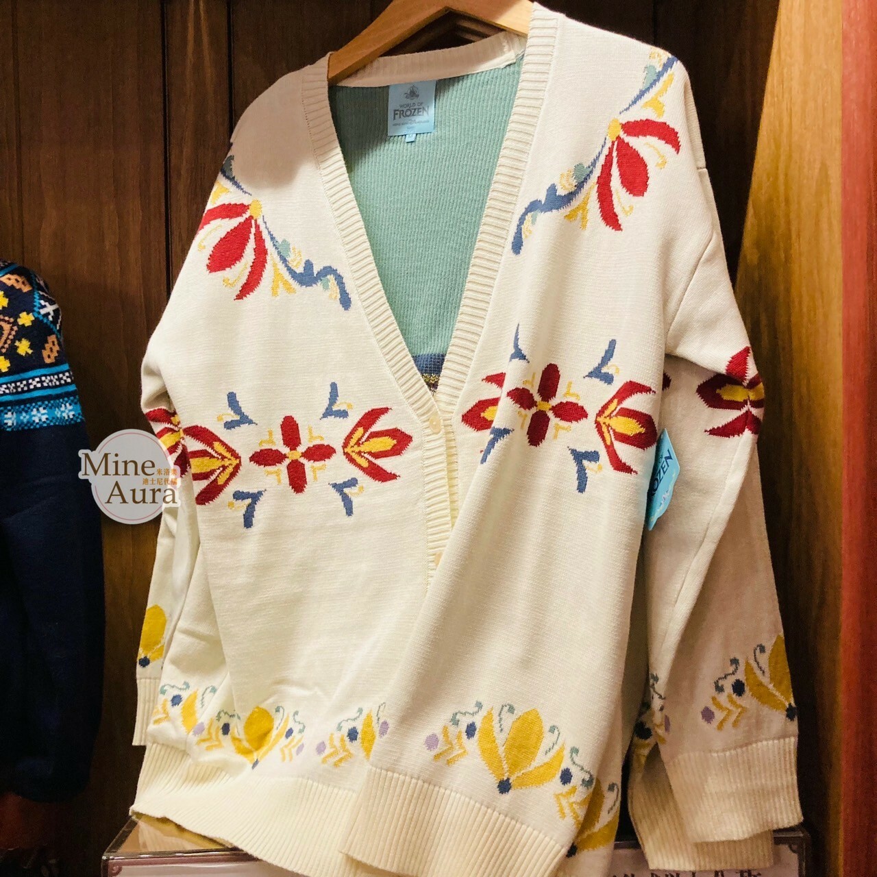 World of Frozen 限定 圖騰 白色 開扣 針織 外套 罩衫 冰雪奇緣 Frozen -香港迪士尼樂園
