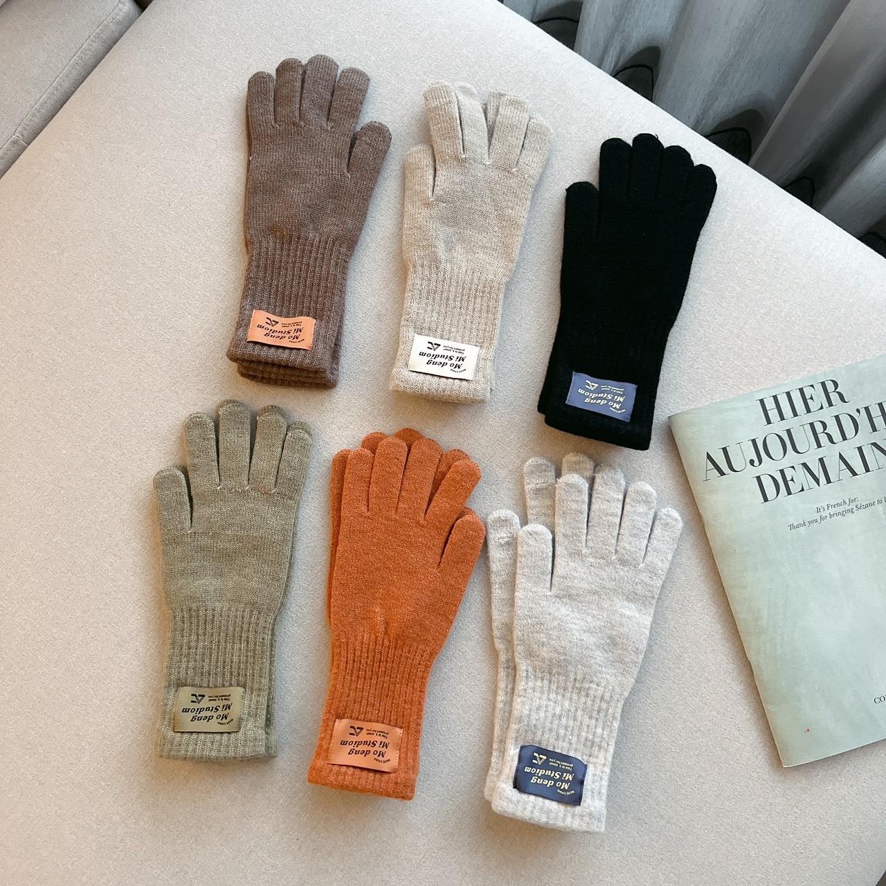 可以觸控的羊毛手套/六色/保暖/舒服/男女同款/彈性好