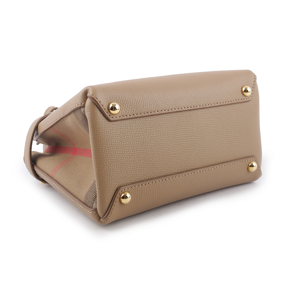 【BURBERRY】THE BABY BANNER HOUSE格紋皮革包(駝色) 80670511