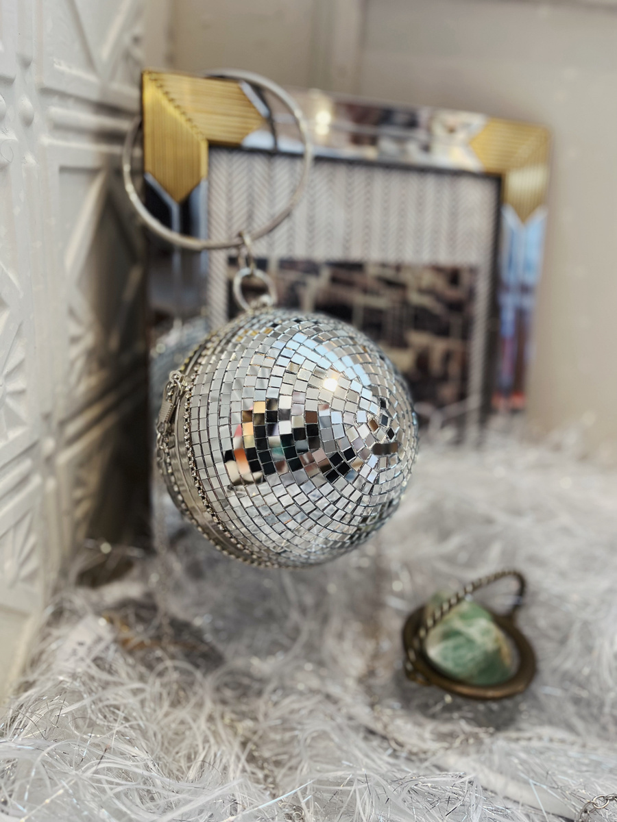 Disco Silver 銀色迪斯可球水鑽亮片手拿包