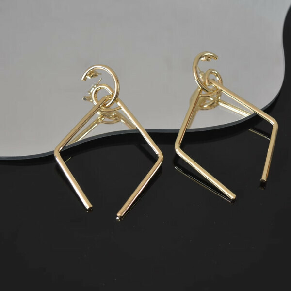Big golden earrings