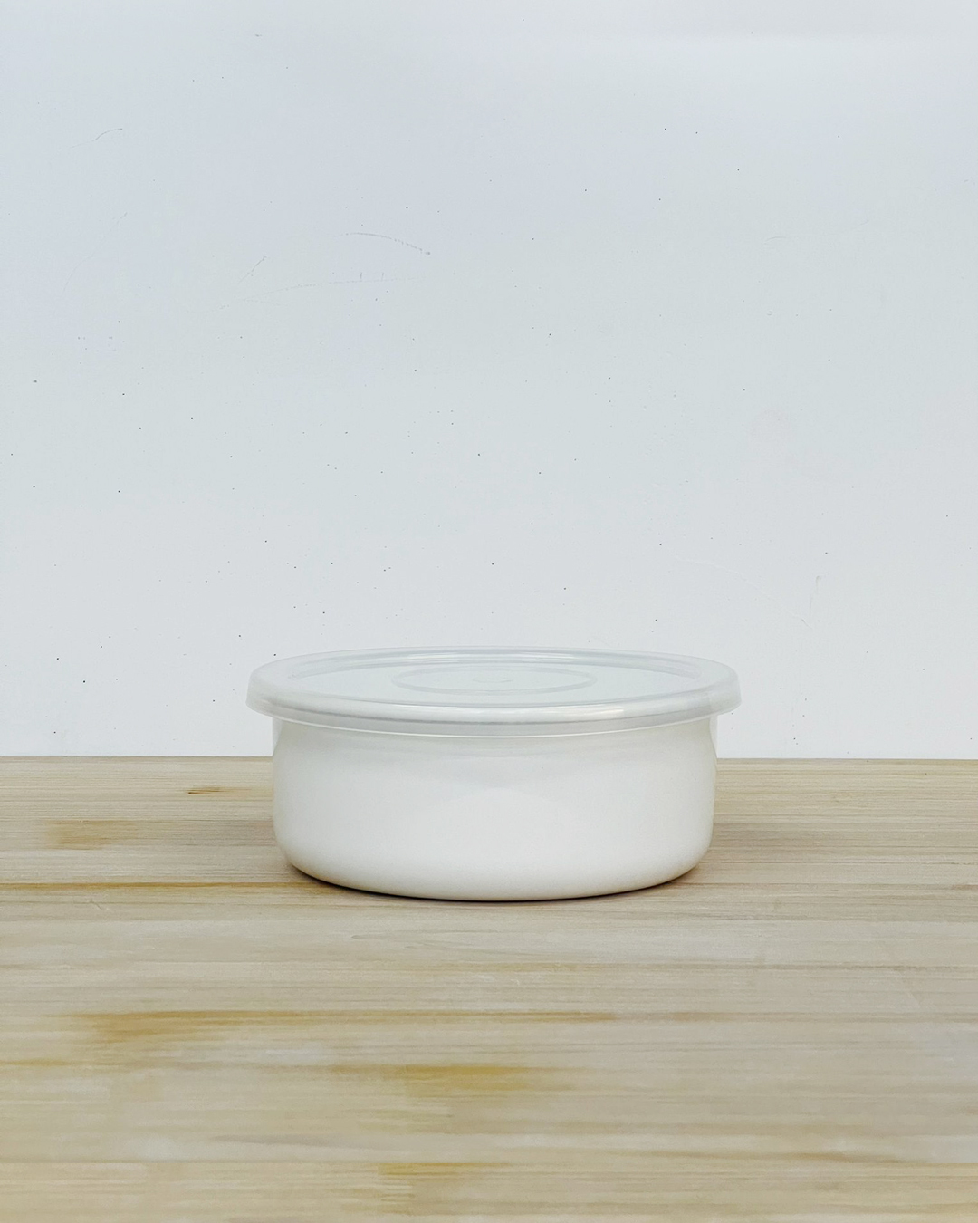Enamel Round Containers 14cm (with Lid)｜Noda Horo