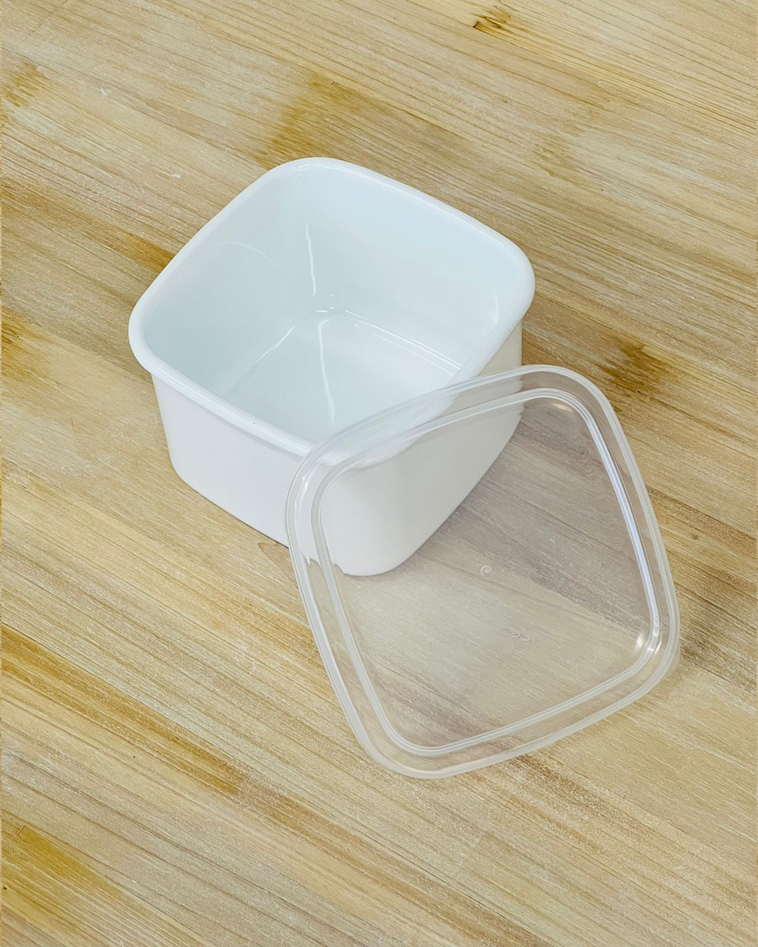 Enamel Square Food Containers M (with Lid)｜Noda Horo