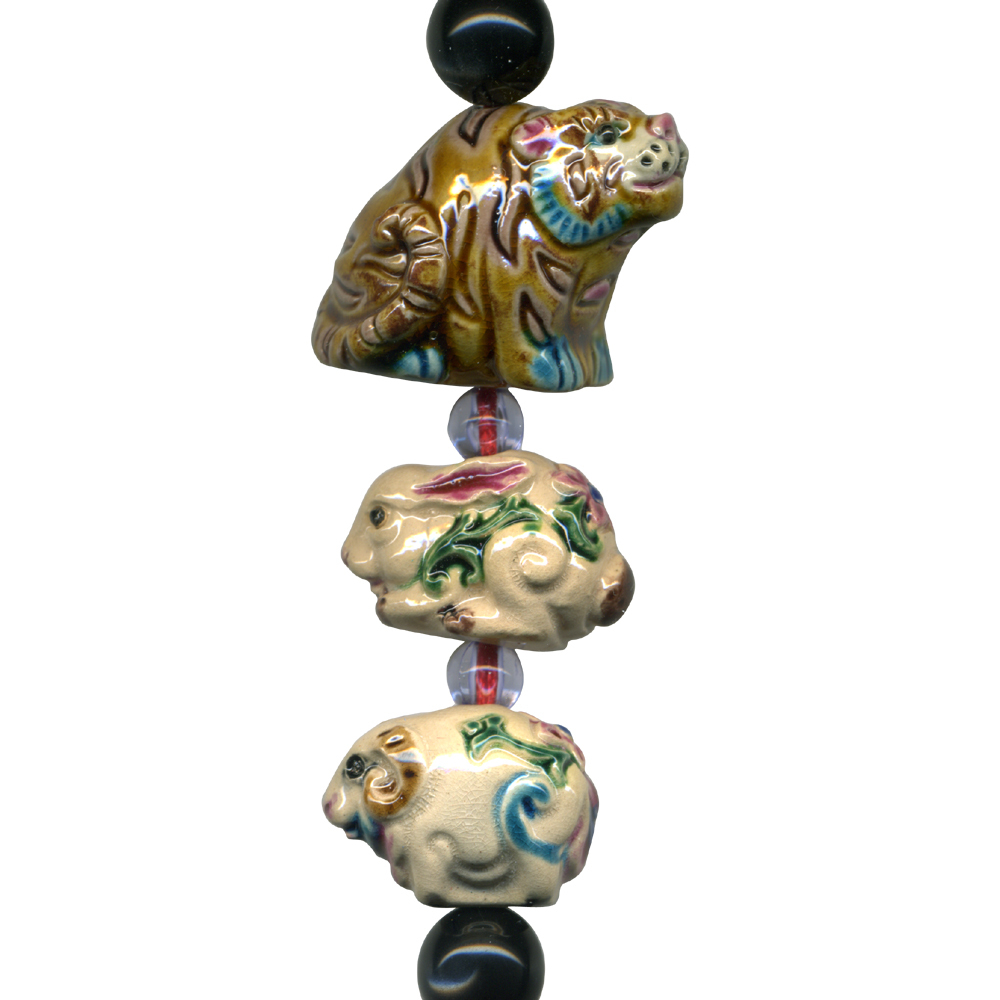 交趾陶大串中國結吊飾｜生肖豬 三合六合守護神