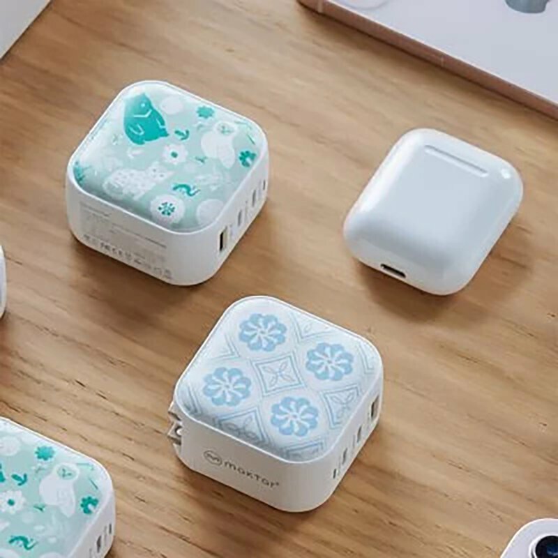 印花樂ＸMaktar聯名口袋快充/66W GaN  充電器 (3孔快充)