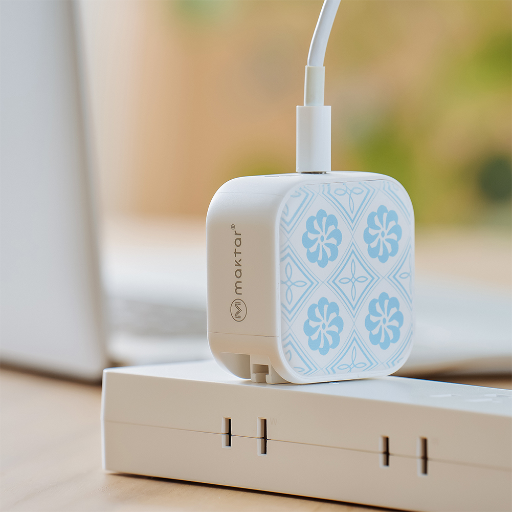 印花樂ＸMaktar聯名口袋快充/66W GaN  充電器 (3孔快充)