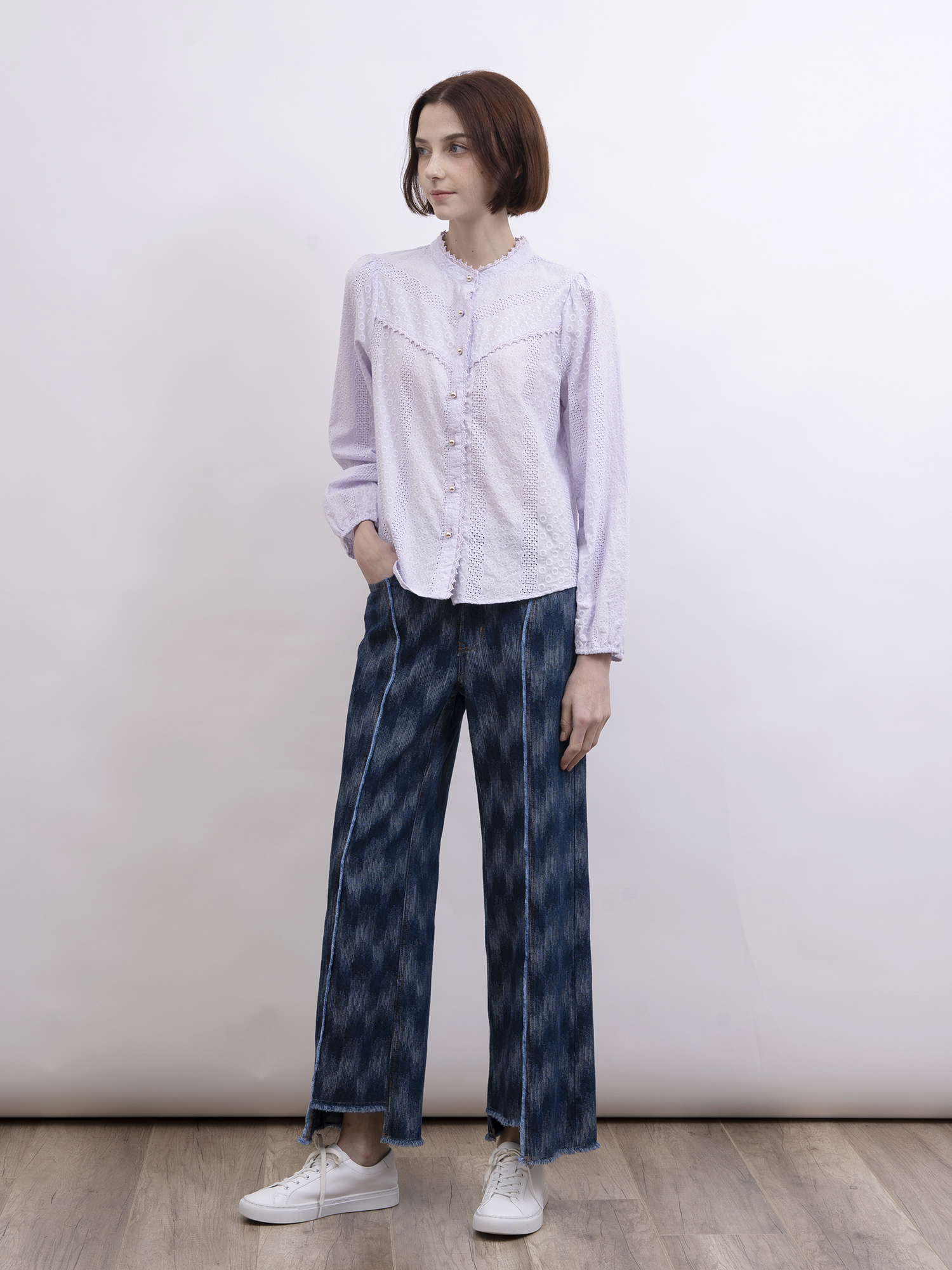 mi-tu 通花圓領恤衫