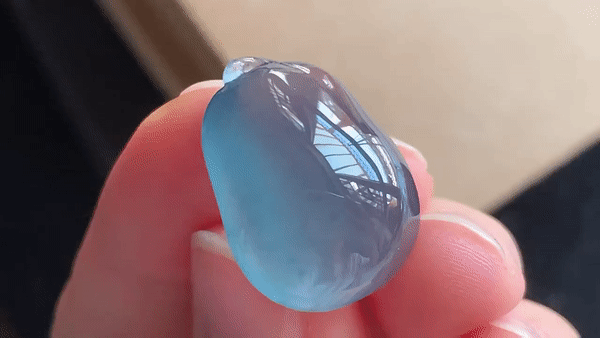 118742 翡翠老坑冰藍底福瓜